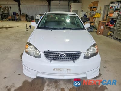 Piąte zdjęcie samochodu w środku: 2005 TOYOTA COROLLA S VIN:2T1BR32E95C424749 - miniatura