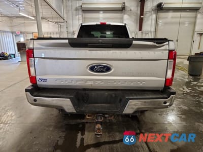 Zdjęcie 6 z 12 samochodu: 2017 FORD F250 SUPER DUTY VIN:1FT7X2BT3HEE02638 - miniatura