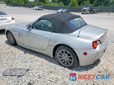 Drugie zdjęcie samochodu z przodu: 2004 BMW Z4 2.5 VIN:4USBT33524LS51660 - miniatura