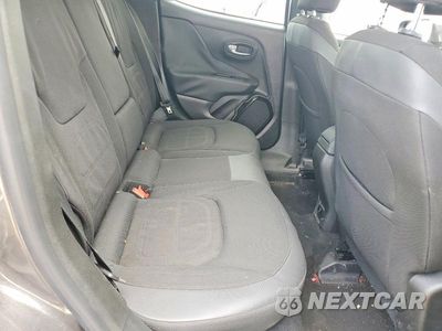 Zdjęcie 11 z 13 samochodu: 2017 JEEP RENEGADE LATITUDE VIN:ZACCJABB8HPG59870 - miniatura