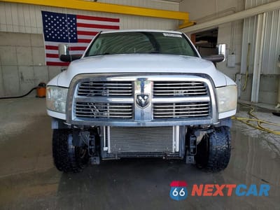 Piąte zdjęcie samochodu w środku: 2012 DODGE RAM 2500 LARAMIE VIN:3C6UD5NL4CG199518 - miniatura