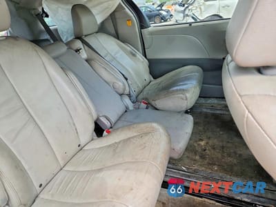 Zdjęcie 11 z 13 samochodu: 2012 TOYOTA SIENNA XLE 8-PASSENGER VIN:5TDYK3DC8CS259677 - miniatura
