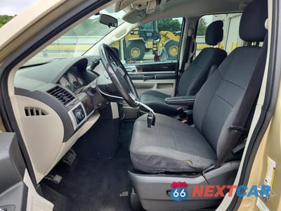 Zdjęcie 7 z 13 samochodu: 2010 DODGE GRAND CARAVAN SXT VIN:2D4RN5D15AR483150 - miniatura
