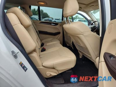 Zdjęcie 11 z 13 samochodu: 2017 MERCEDES-BENZ GLS 450 4MATIC VIN:4JGDF6EE4HA963492 - miniatura