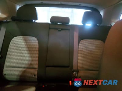 Zdjęcie 10 z 14 samochodu: 2018 HYUNDAI KONA SE VIN:KM8K1CAA9JU130430 - miniatura