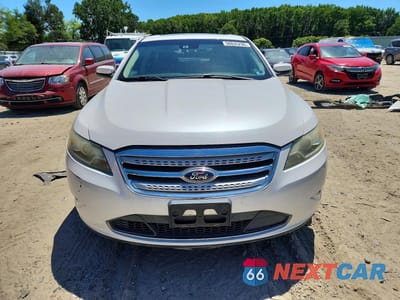 Piąte zdjęcie samochodu w środku: 2011 FORD TAURUS SHO VIN:1FAHP2KT7BG188923 - miniatura