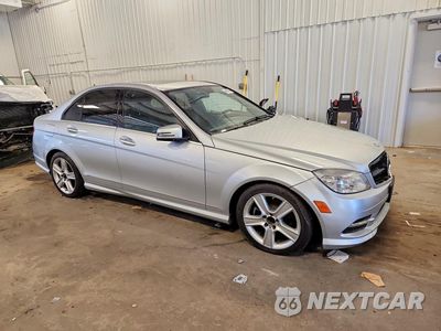 Czwarte zdjęcie samochodu z boku: 2010 MERCEDES-BENZ C 300 4MATIC VIN:WDDGF8BB4AF383634 - miniatura