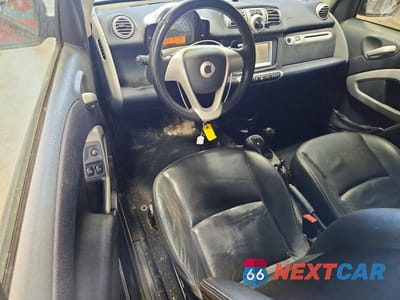 Zdjęcie 8 z 12 samochodu: 2013 SMART FORTWO PURE VIN:WMEEJ3BA2DK637865 - miniatura