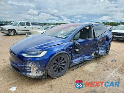 2017 TESLA MODEL X 5YJXCDE2XHF046715 - główne zdjęcie licytacji z USA - miniatura