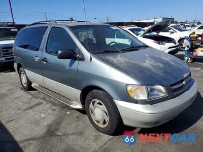 Czwarte zdjęcie samochodu z boku: 2000 TOYOTA SIENNA XLE VIN:4T3ZF13C9YU297391 - miniatura
