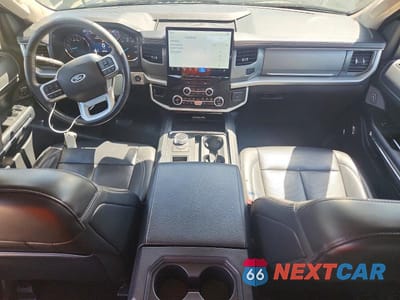 Zdjęcie 8 z 13 samochodu: 2024 FORD EXPEDITION XLT VIN:1FMJU1H8XREA19126 - miniatura