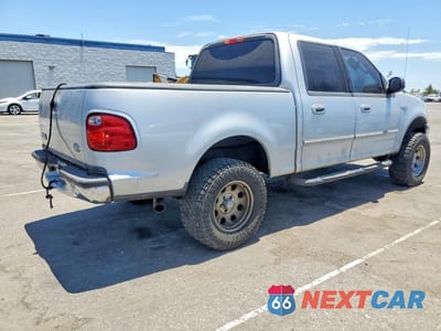 Trzecie zdjęcie samochodu z tyłu: 2003 FORD F150 SUPERCREW VIN:1FTRW07653KC18265 - miniatura