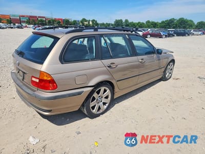 Trzecie zdjęcie samochodu z tyłu: 2000 BMW 323 IT VIN:WBAAR3349YJM01429 - miniatura