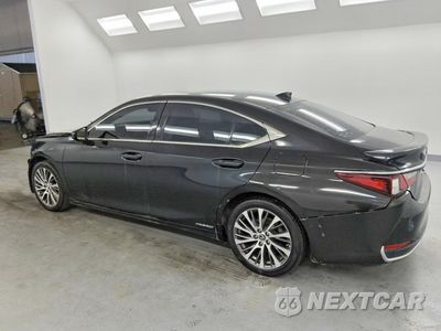 Drugie zdjęcie samochodu z przodu: 2021 LEXUS ES 300H VIN:58ADA1C18MU003465 - miniatura
