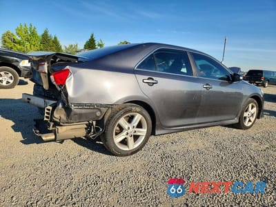 Trzecie zdjęcie samochodu z tyłu: 2012 TOYOTA CAMRY SE VIN:4T1BF1FK6CU535266 - miniatura
