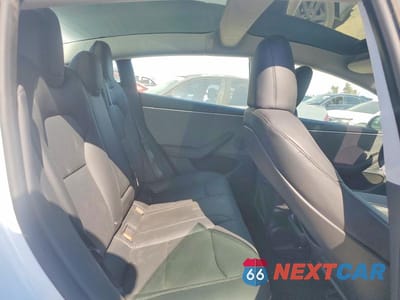 Zdjęcie 10 z 12 samochodu: 2025 TESLA MODEL 3 VIN:5YJ3E1EAXSF914640 - miniatura