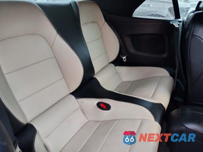 Zdjęcie 10 z 12 samochodu: 2015 FORD MUSTANG GT VIN:1FATP8FF8F5338444 - miniatura