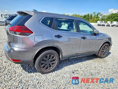 Trzecie zdjęcie samochodu z tyłu: 2018 NISSAN ROGUE S VIN:KNMAT2MT5JP582827 - miniatura