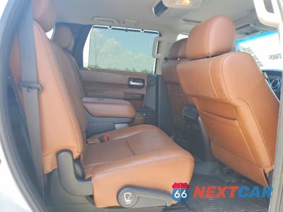 Zdjęcie 11 z 13 samochodu: 2017 TOYOTA SEQUOIA PLATINUM VIN:5TDYY5G15HS067662 - miniatura