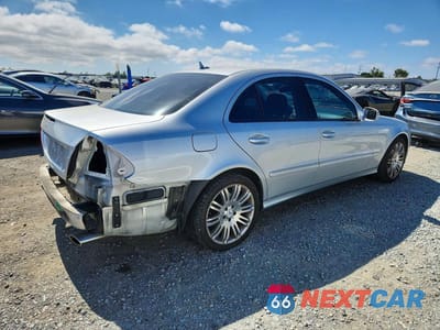 Trzecie zdjęcie samochodu z tyłu: 2007 MERCEDES-BENZ E 550 VIN:WDBUF72X97B036673 - miniatura