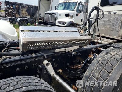 Zdjęcie 6 z 10 samochodu: 2019 PETERBILT 567 SEMI TRUCK VIN:1XPCP4TX9KD610725 - miniatura