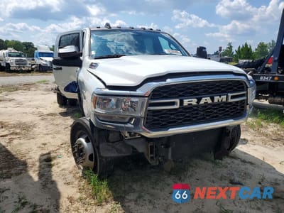 Czwarte zdjęcie samochodu z boku: 2024 RAM 5500 VIN:3C7WRNEL7RG258348 - miniatura