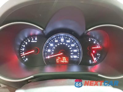 Zdjęcie 9 z 13 samochodu: 2015 KIA SORENTO LX VIN:5XYKTDA75FG602186 - miniatura