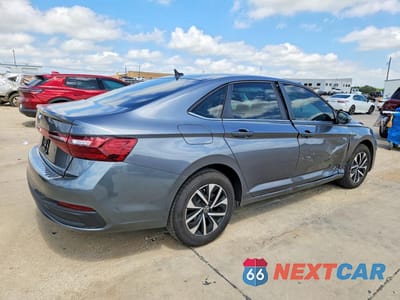 Trzecie zdjęcie samochodu z tyłu: 2025 VOLKSWAGEN JETTA S VIN:3VW5X7BU4SM081348 - miniatura