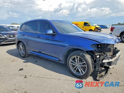 Czwarte zdjęcie samochodu z boku: 2018 BMW X3 XDRIVE30I VIN:5UXTR9C55JLD63751 - miniatura