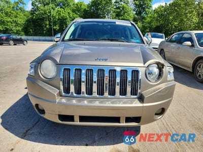 Piąte zdjęcie samochodu w środku: 2008 JEEP COMPASS SPORT VIN:1J8FF47W68D713640 - miniatura