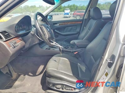 Zdjęcie 7 z 12 samochodu: 2005 BMW 325 I VIN:WBAEV33465KW17628 - miniatura