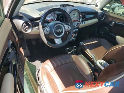 Zdjęcie 8 z 13 samochodu: 2008 MINI COOPER CLUBMAN VIN:WMWML33598TJ46048 - miniatura