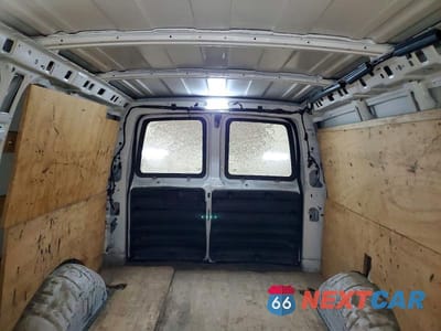 Zdjęcie 10 z 13 samochodu: 2020 CHEVROLET EXPRESS 2500 CARGO DELIVERY VAN VIN:1GCWGAFG0L1214386 - miniatura