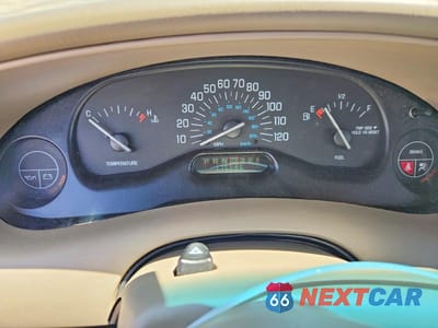 Zdjęcie 9 z 13 samochodu: 2005 BUICK CENTURY CUSTOM VIN:2G4WS52J151115723 - miniatura
