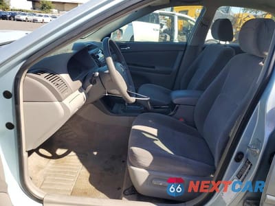 Zdjęcie 7 z 12 samochodu: 2006 TOYOTA CAMRY LE VIN:JTDBE32K863060027 - miniatura