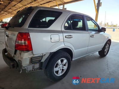 Trzecie zdjęcie samochodu z tyłu: 2008 KIA SORENTO BASE VIN:KNDJD735285811919 - miniatura