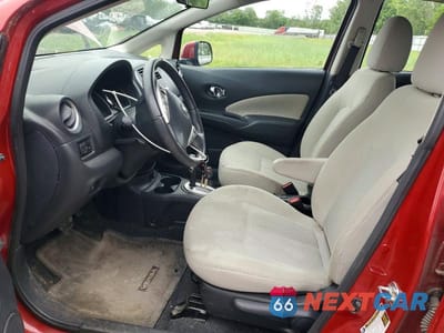 Zdjęcie 7 z 12 samochodu: 2014 NISSAN VERSA NOTE S VIN:3N1CE2CP3EL355809 - miniatura