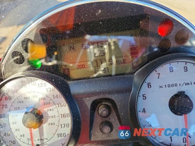 Zdjęcie 7 z 9 samochodu: 2006 KAWASAKI ZX1400 A VIN:JKBZXNA106A007448 - miniatura