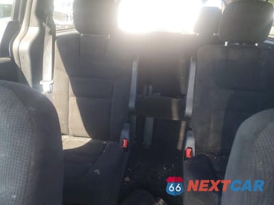 Zdjęcie 10 z 13 samochodu: 2015 DODGE GRAND CARAVAN SE VIN:2C4RDGBG0FR669608 - miniatura