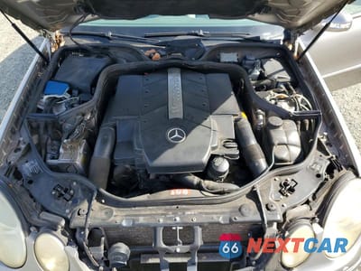 Zdjęcie 11 z 12 samochodu: 2005 MERCEDES-BENZ E 500 VIN:WDBUF70J35A657442 - miniatura