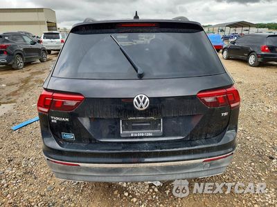 Zdjęcie 6 z 13 samochodu: 2018 VOLKSWAGEN TIGUAN SE VIN:3VV3B7AXXJM197951 - miniatura