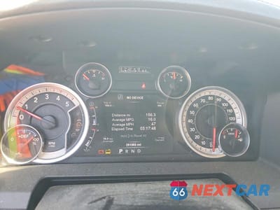 Zdjęcie 9 z 12 samochodu: 2014 RAM 3500 LARAMIE VIN:3C63R3ML9EG295103 - miniatura