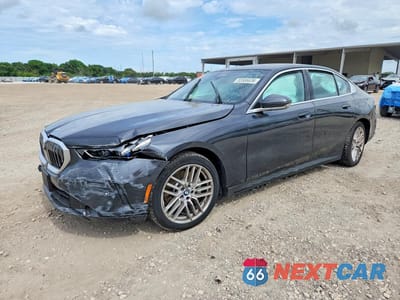 2024 BMW 530 XI WBA53FJ04RCS08342 - główne zdjęcie licytacji z USA - miniatura