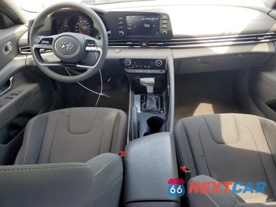 Zdjęcie 8 z 12 samochodu: 2023 HYUNDAI ELANTRA SEL VIN:KMHLM4AG6PU442218 - miniatura