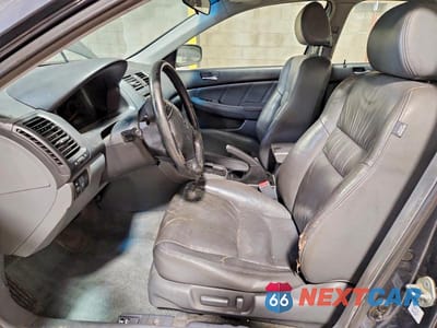 Zdjęcie 7 z 12 samochodu: 2005 HONDA ACCORD EX VIN:1HGCM66585A029708 - miniatura