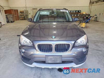 Piąte zdjęcie samochodu w środku: 2015 BMW X1 XDRIVE28I VIN:WBAVL1C5XFVY31105 - miniatura