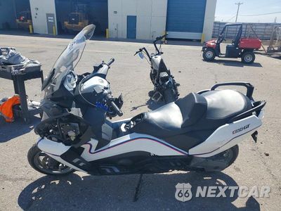 Trzecie zdjęcie samochodu z tyłu: 2013 BMW C650 GT VIN:WB1013405DZC93551 - miniatura