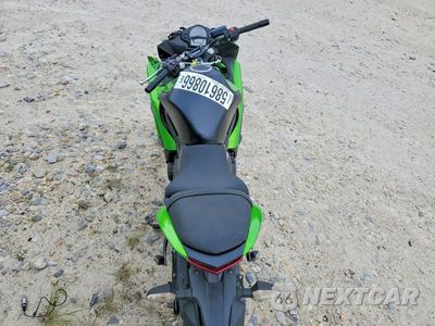 Zdjęcie 6 z 9 samochodu: 2014 KAWASAKI EX650 F VIN:JKAEXEF10EDA16405 - miniatura