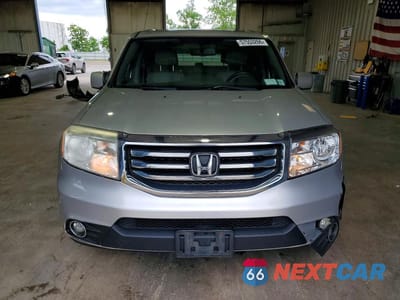 Piąte zdjęcie samochodu w środku: 2014 HONDA PILOT EXL VIN:5FNYF4H5XEB041883 - miniatura