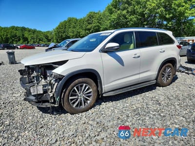 2017 TOYOTA HIGHLANDER XLE 5TDJZRFH8HS478879 - główne zdjęcie licytacji z USA - miniatura